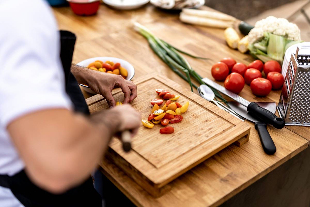 Cooking Tutorials for Beginners: 7 Proven Tips to Avoid Costly Mistakes